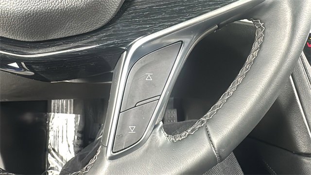 Used 2025 Cadillac XT5 Premium Luxury image 24