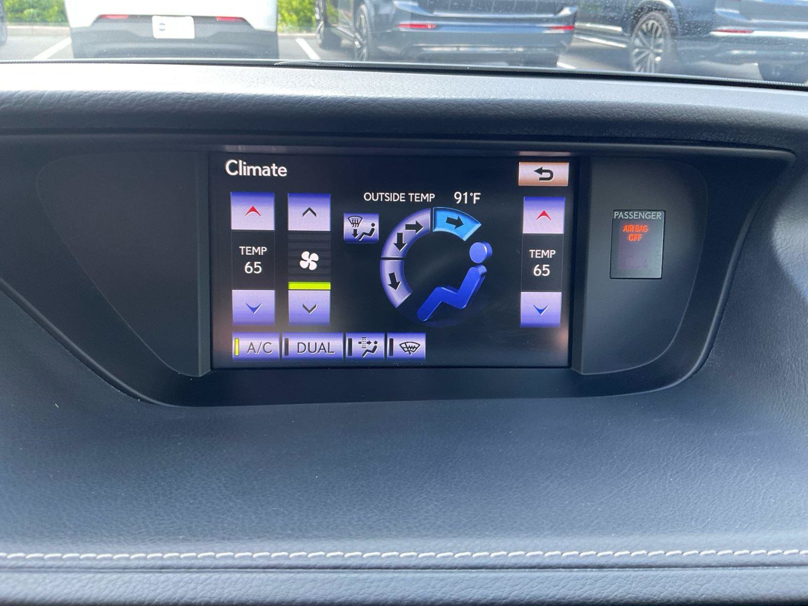 Used 2014 Lexus ES 350 w/ Luxury Package FWD image 21