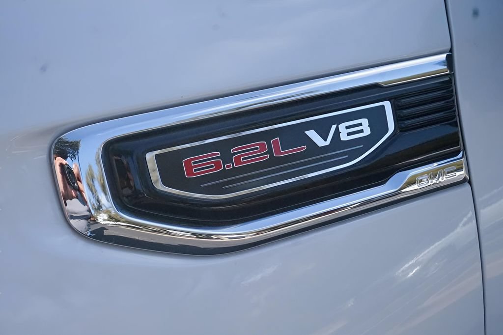Used 2025 GMC Sierra 1500 Denali AWD/4WD image 7
