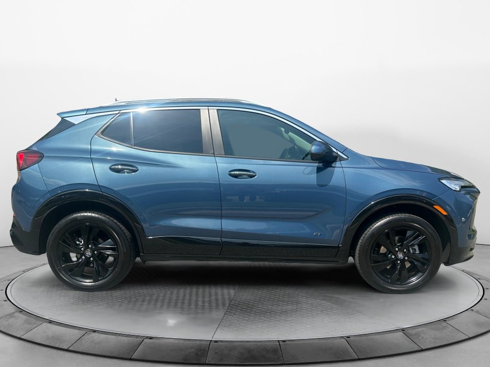 Used 2026 Buick Encore GX Sport Touring w/ Comfort Package AWD/4WD image 8