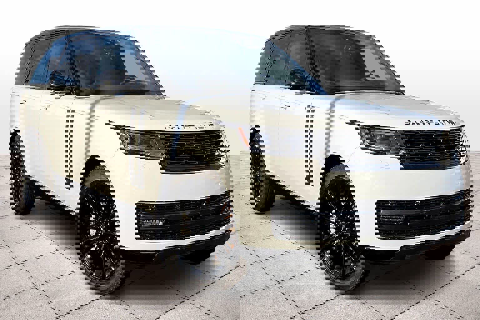 New 2025 Land Rover Range Rover SE image 2