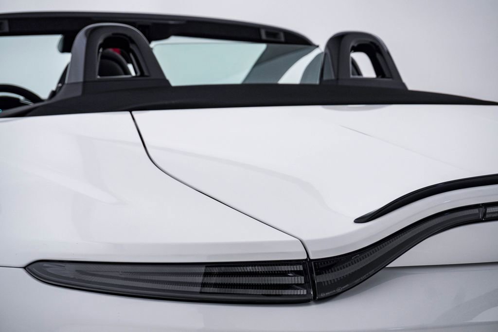 New 2026 Aston Martin V8 Vantage S image 15