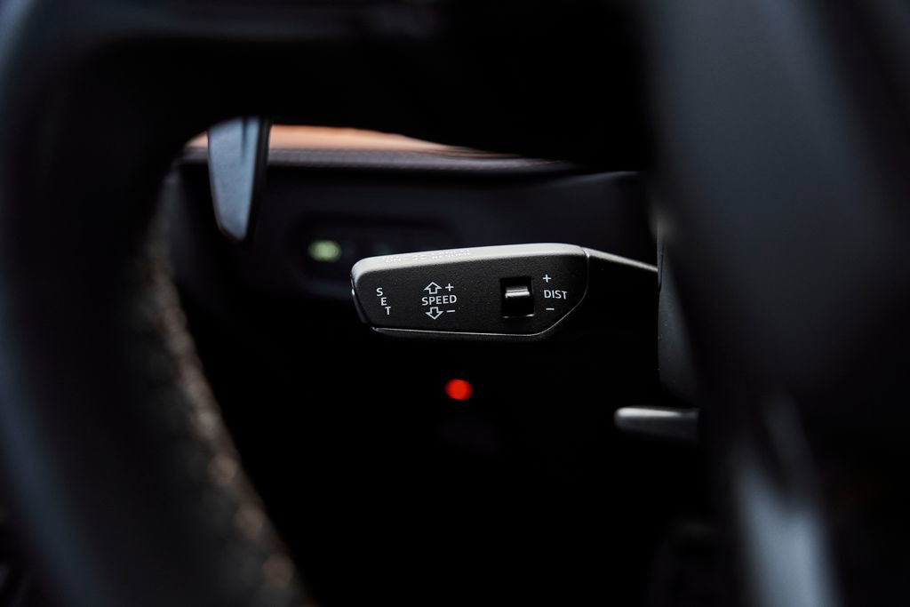 Used 2025 Lamborghini Revuelto AWD/4WD image 59