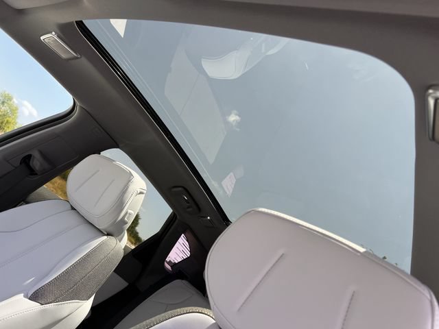 New 2027 Cadillac Optiq Sport RWD image 18