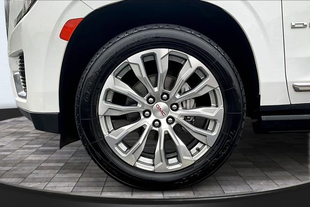 Used 2023 GMC Yukon Denali image 33