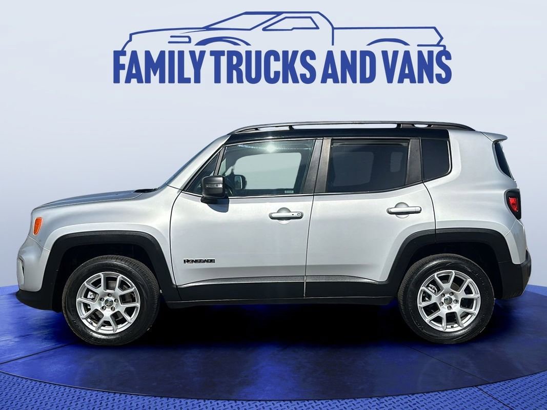 Used 2021 Jeep Renegade Limited w/ Trailer Tow Group image 2