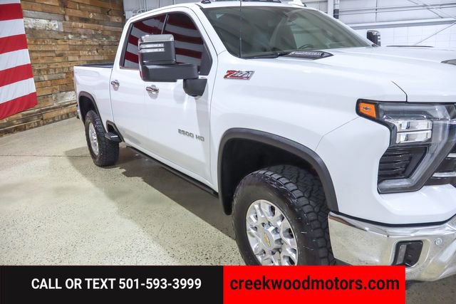 Used 2024 Chevrolet Silverado 2500 LTZ w/ LTZ Convenience Package image 28