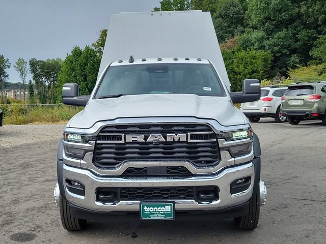 New 2026 RAM 5500 Tradesman AWD/4WD image 2