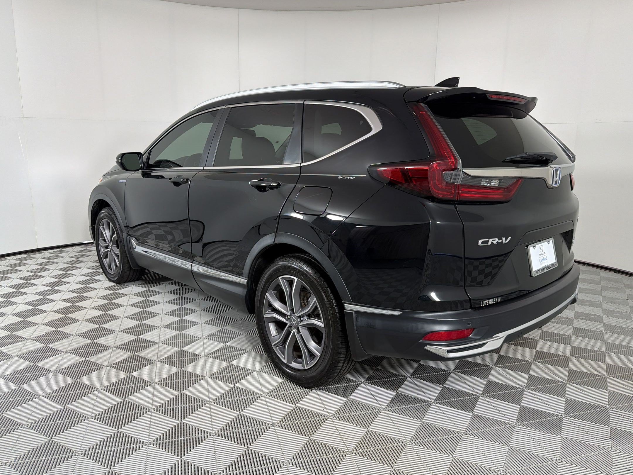 Certified 2021 Honda CR-V Touring image 3