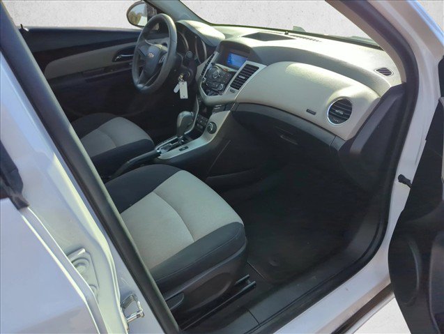 Used 2014 Chevrolet Cruze LS FWD image 22