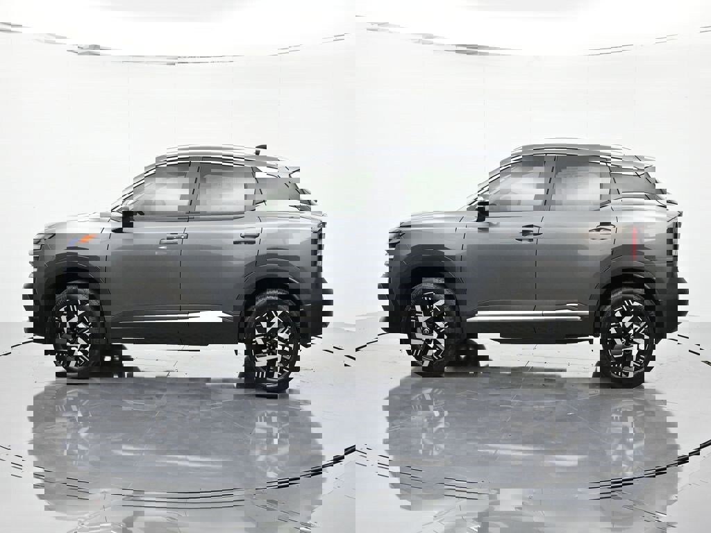 New 2026 Nissan Kicks SV image 8