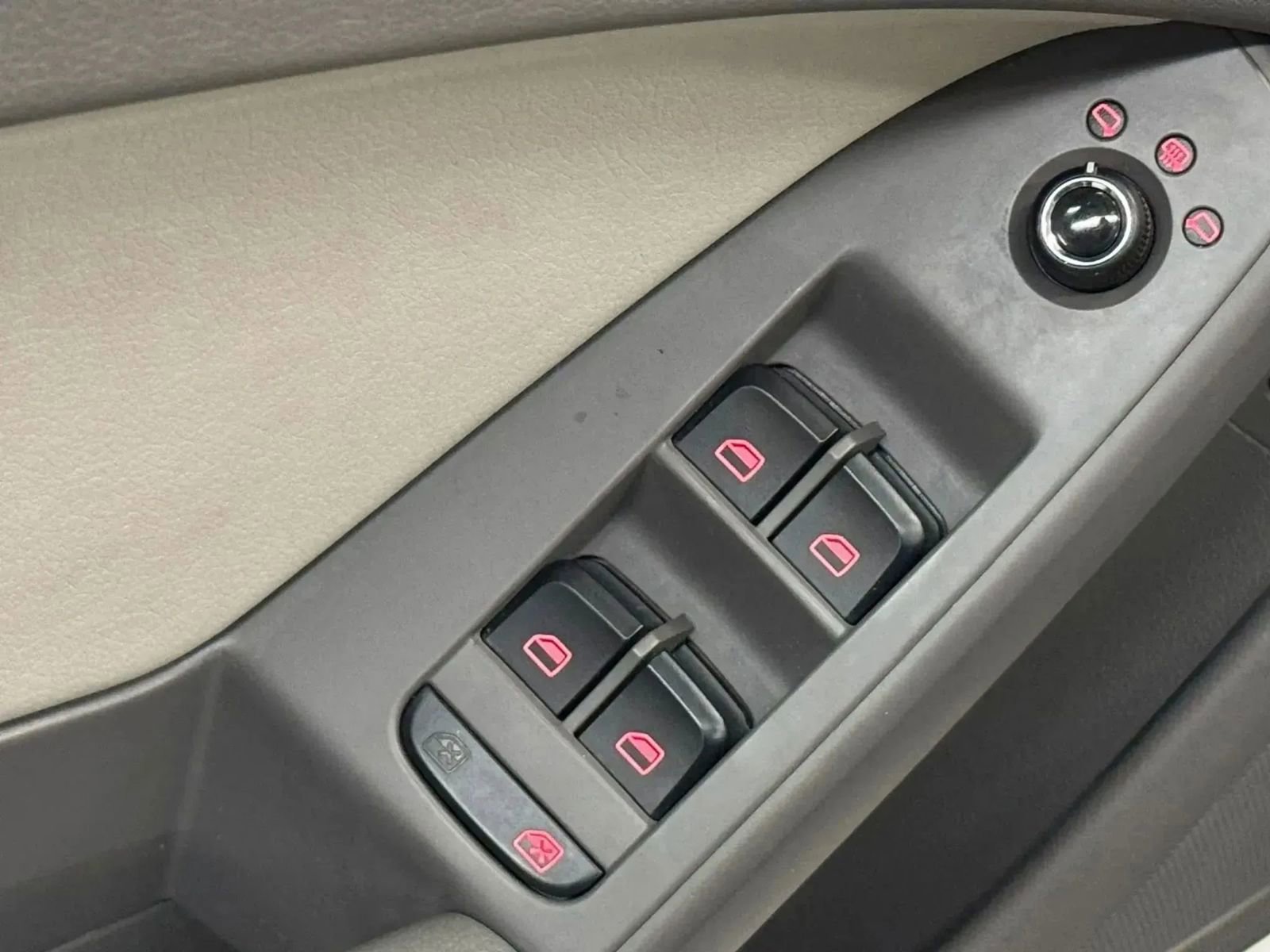 Used 2009 Audi A4 2.0T image 29