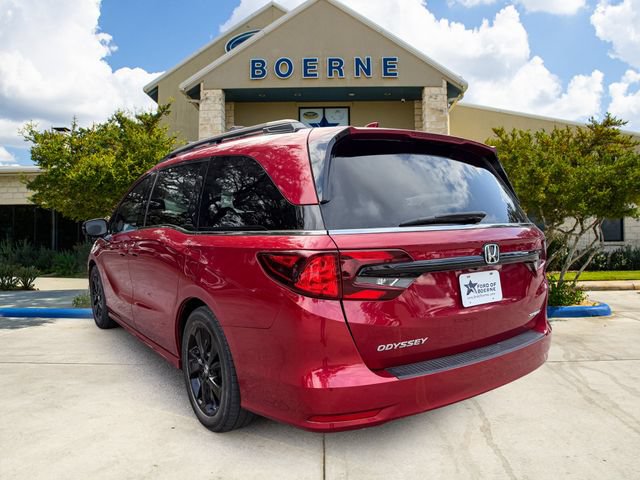 Used 2023 Honda Odyssey Sport image 3