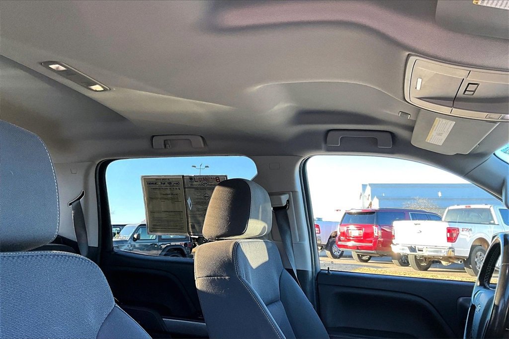 Used 2018 Chevrolet Silverado 1500 LT w/ All Star Edition image 18