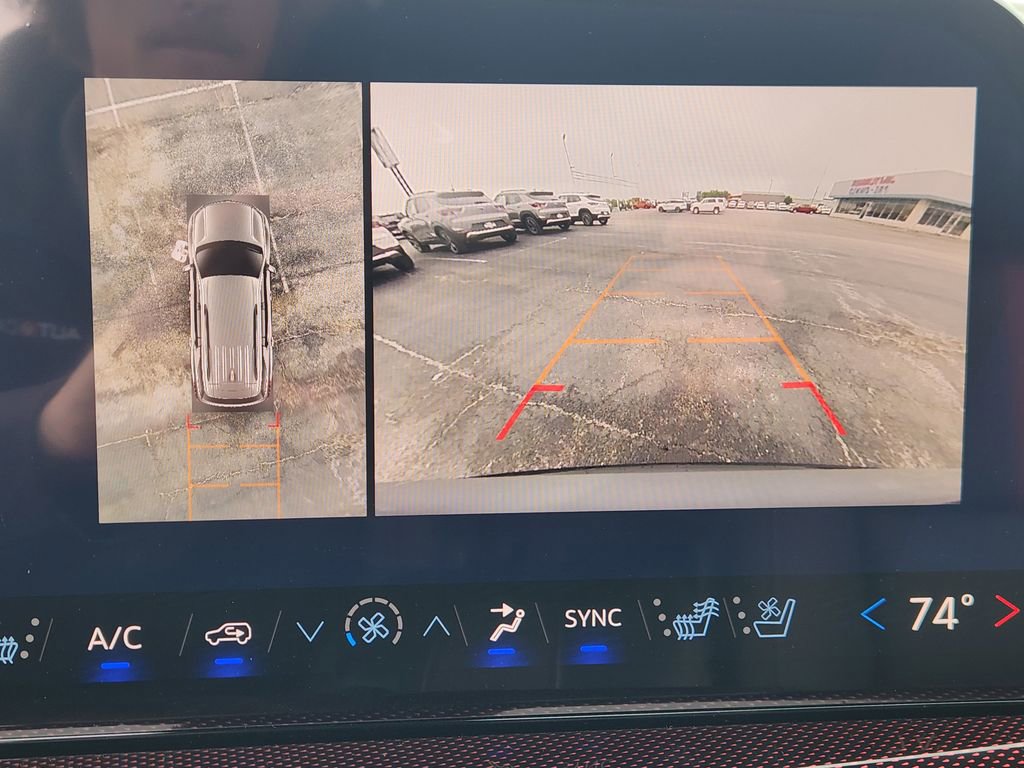 New 2026 Chevrolet Traverse RS w/ LPO, Floor Liner Package FWD image 14