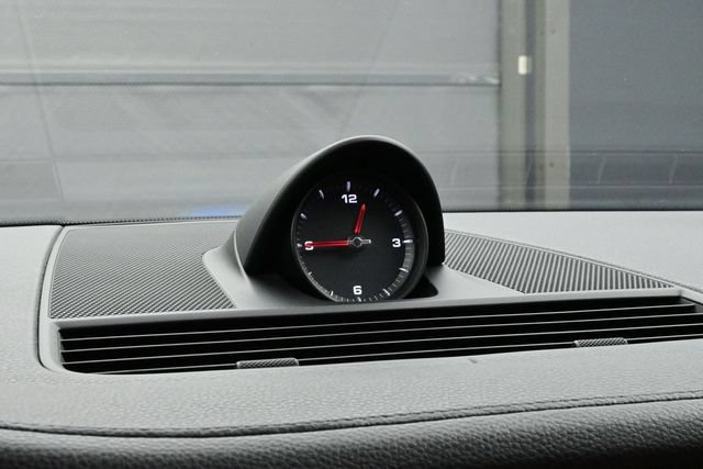 Certified 2018 Porsche Panamera image 12