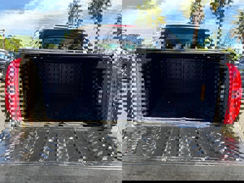 Used 2008 Chevrolet Avalanche LT w/ LT Preferred Equipment Group image 16