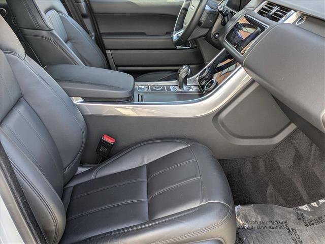 Used 2020 Land Rover Range Rover Sport SE image 22