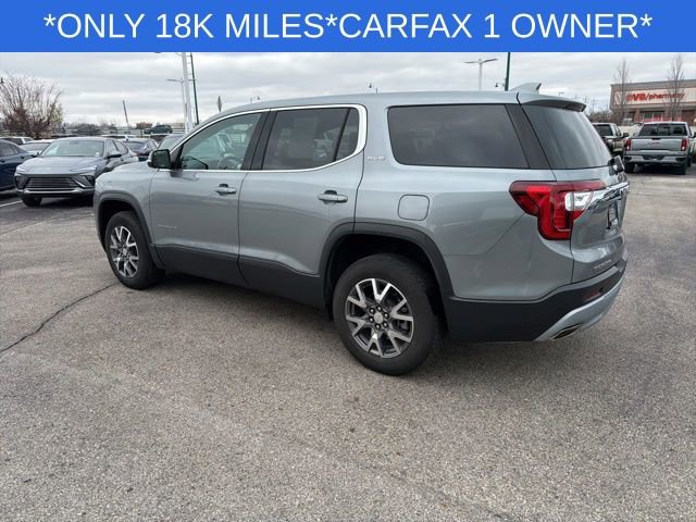 Used 2023 GMC Acadia SLE FWD image 11