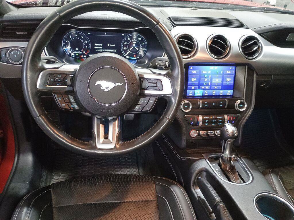 Used 2022 Ford Mustang GT Premium w/ Equipment Group 401A RWD image 2
