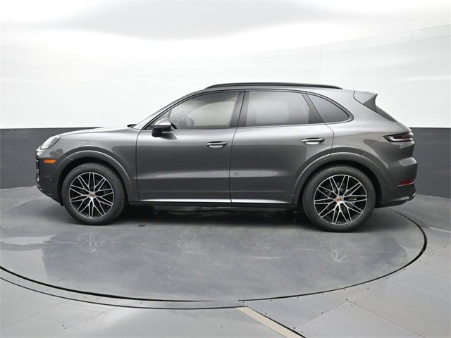 New 2025 Porsche Cayenne image 2
