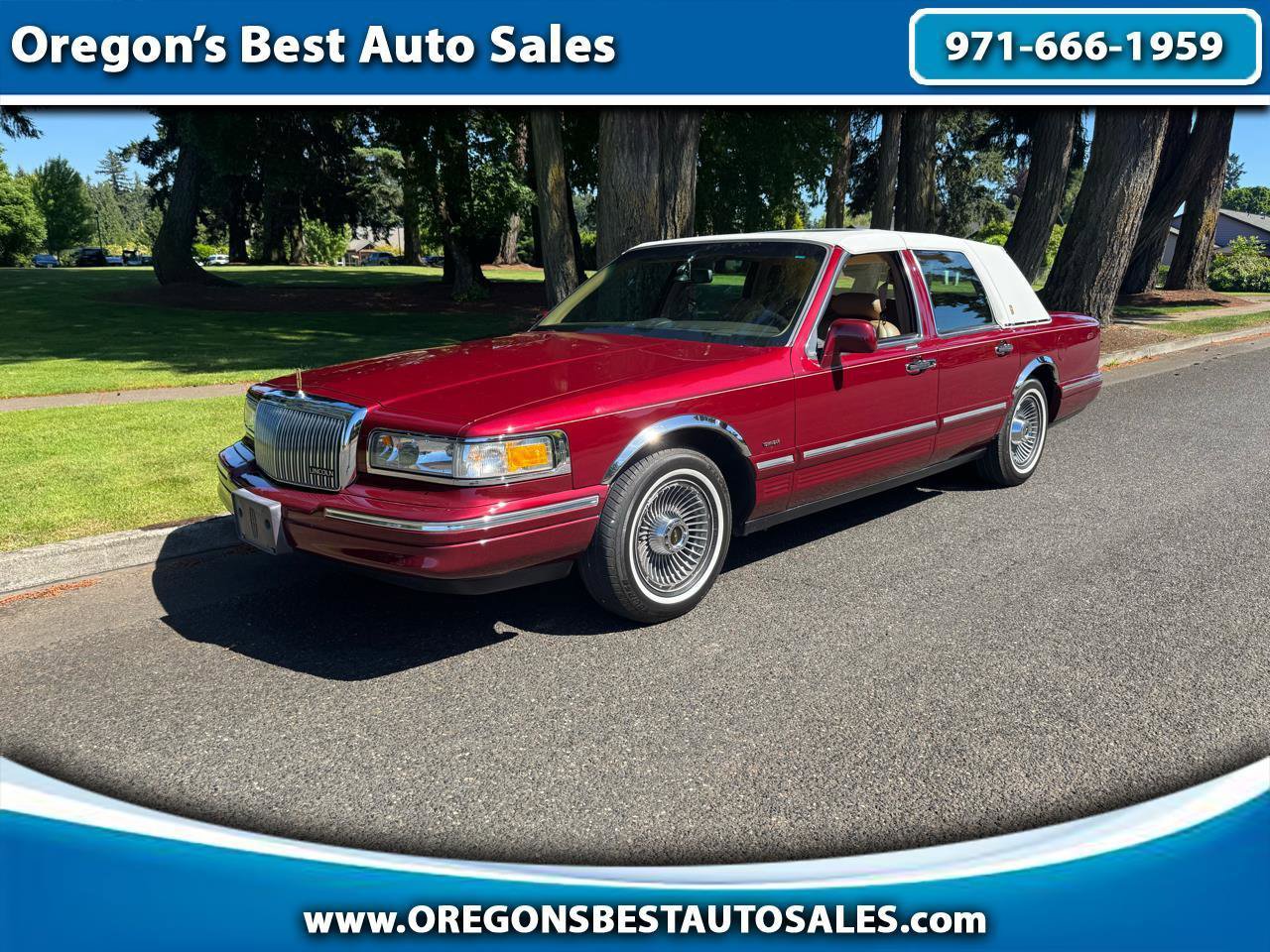 Used 1996 Lincoln Town Car Signature