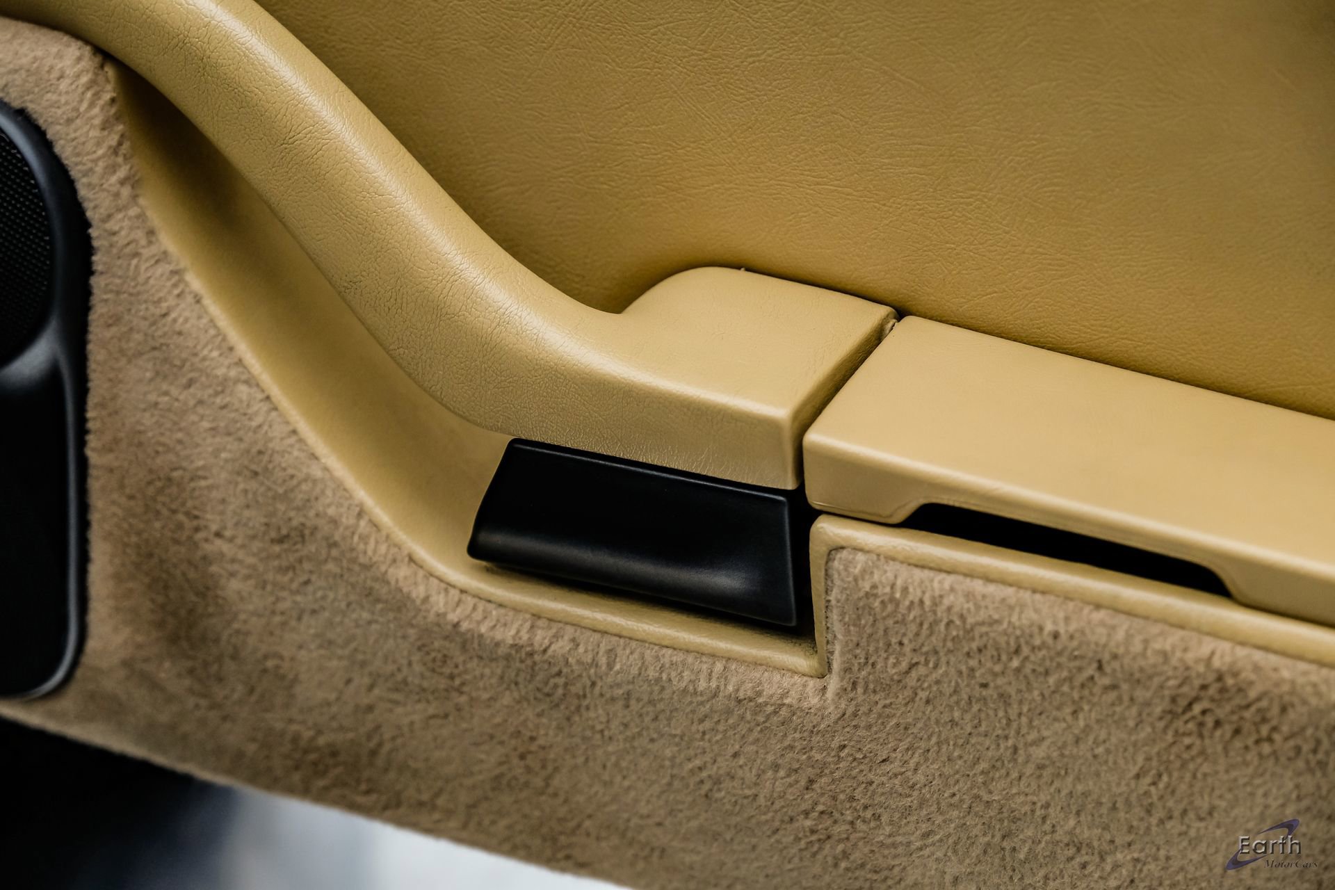 Used 1997 Porsche 911 Carrera S image 99