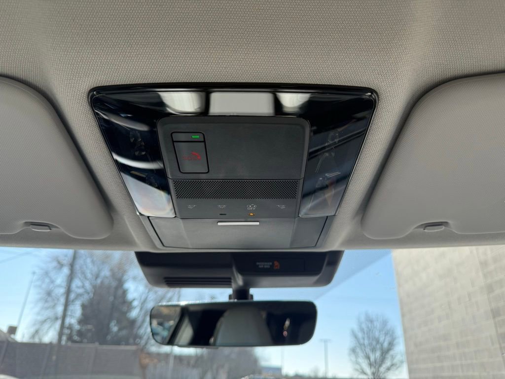 New 2026 Mitsubishi Outlander SE image 18