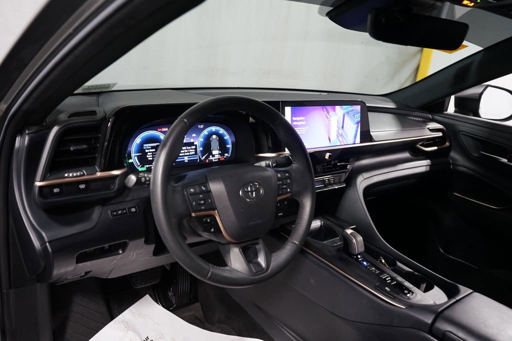 Certified 2023 Toyota Crown AWD/4WD image 11