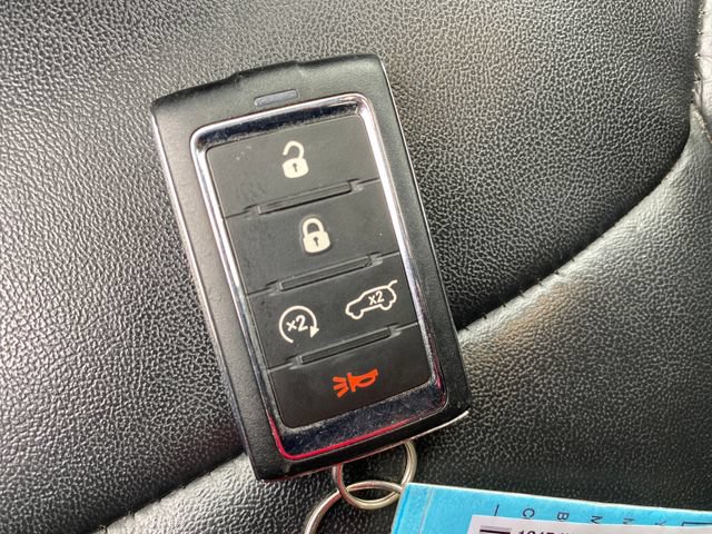 Used 2023 Jeep Grand Cherokee Limited AWD/4WD image 26