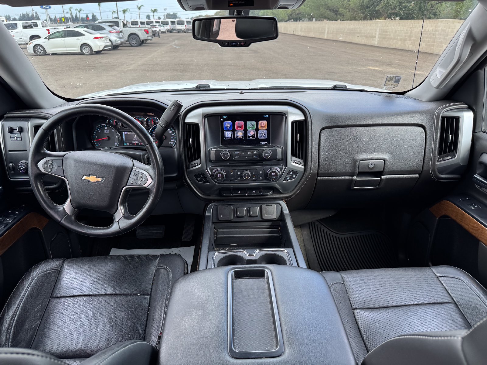 Used 2015 Chevrolet Silverado 1500 LTZ RWD image 12