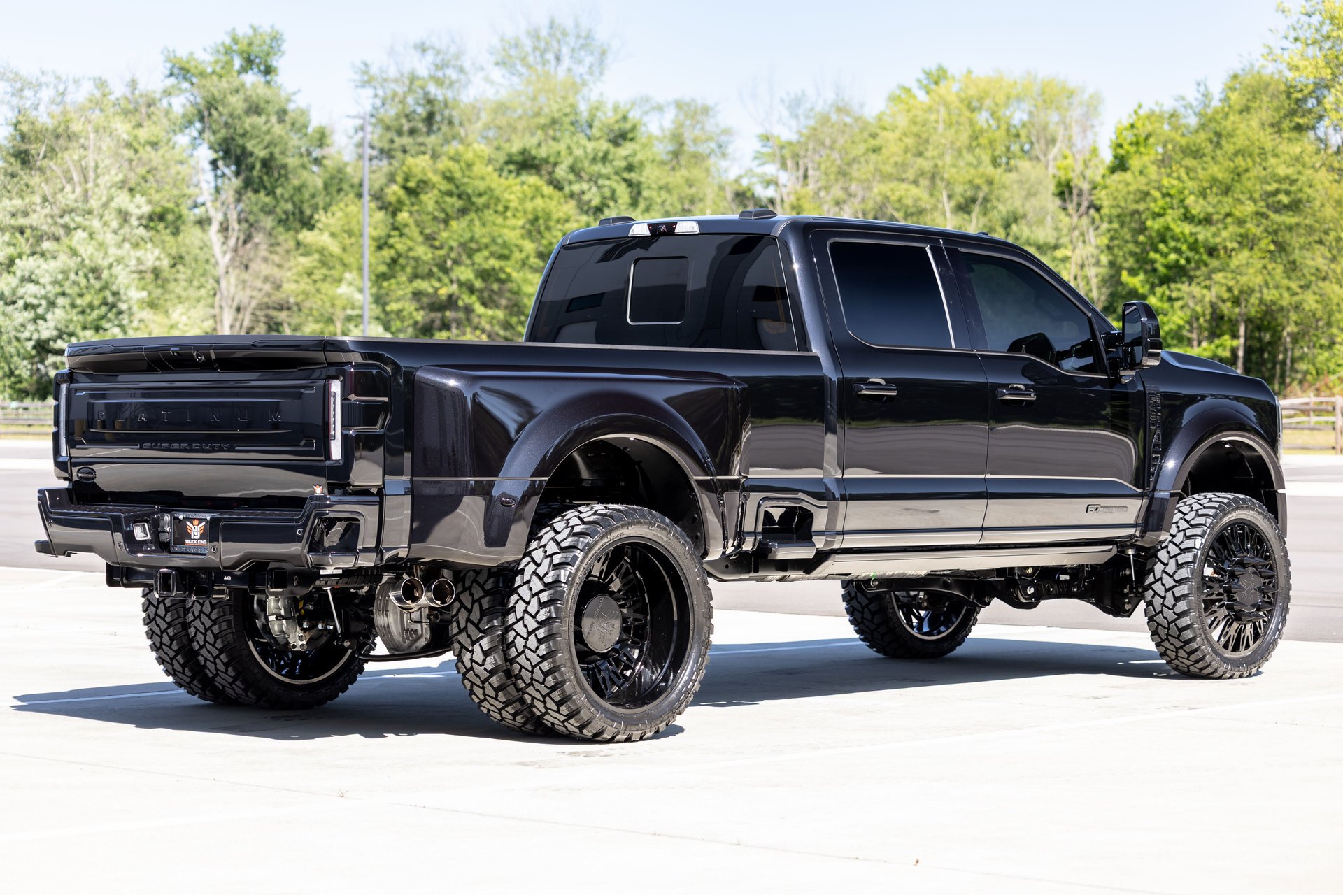 Used 2025 Ford F450 Platinum AWD/4WD image 12