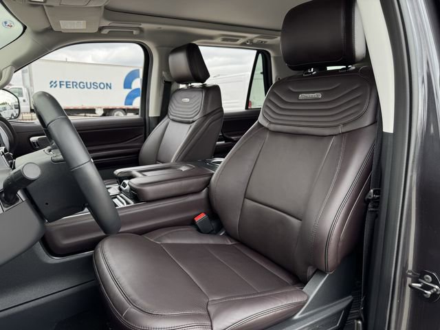 Certified 2025 Ford Expedition Platinum w/ Platinum Ultimate Package image 27