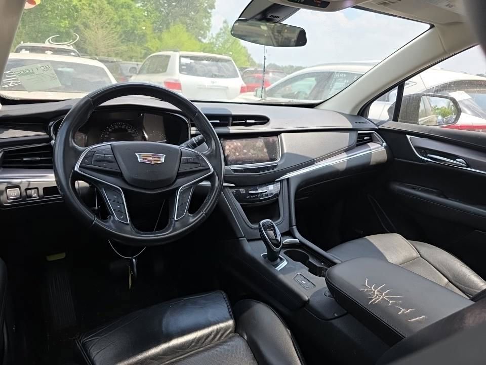 Used 2019 Cadillac XT5 Luxury FWD image 5