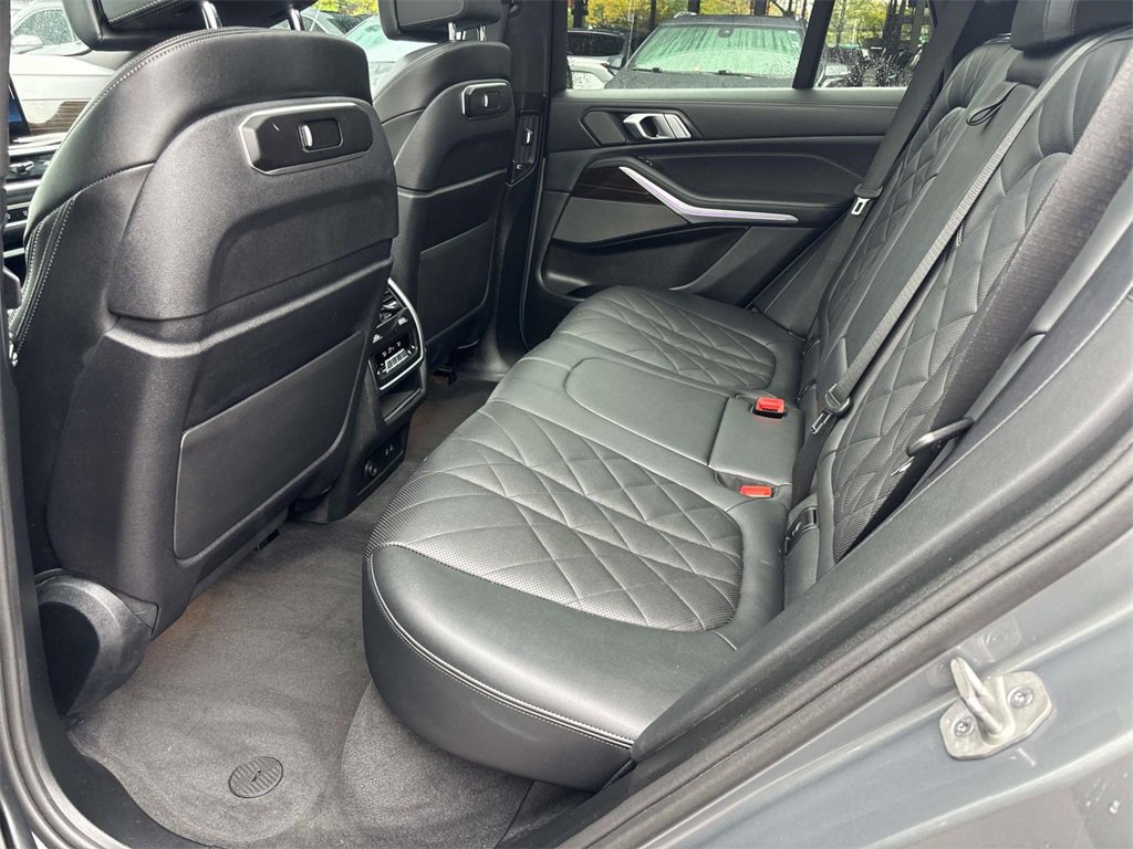 Used 2024 BMW X5 xDrive40i image 12