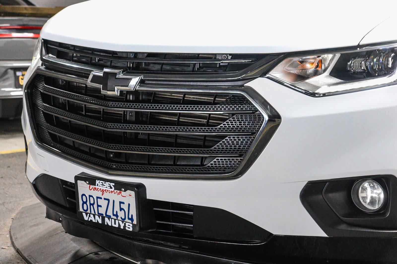 Used 2019 Chevrolet Traverse Premier w/ Redline Edition FWD image 8