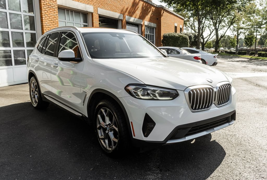 Used 2023 BMW X3 xDrive30i w/ Premium Essential Package AWD/4WD image 5