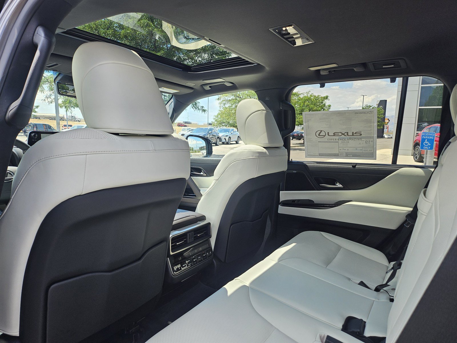 New 2026 Lexus LX 600 4WD w/ Luxury Package image 16