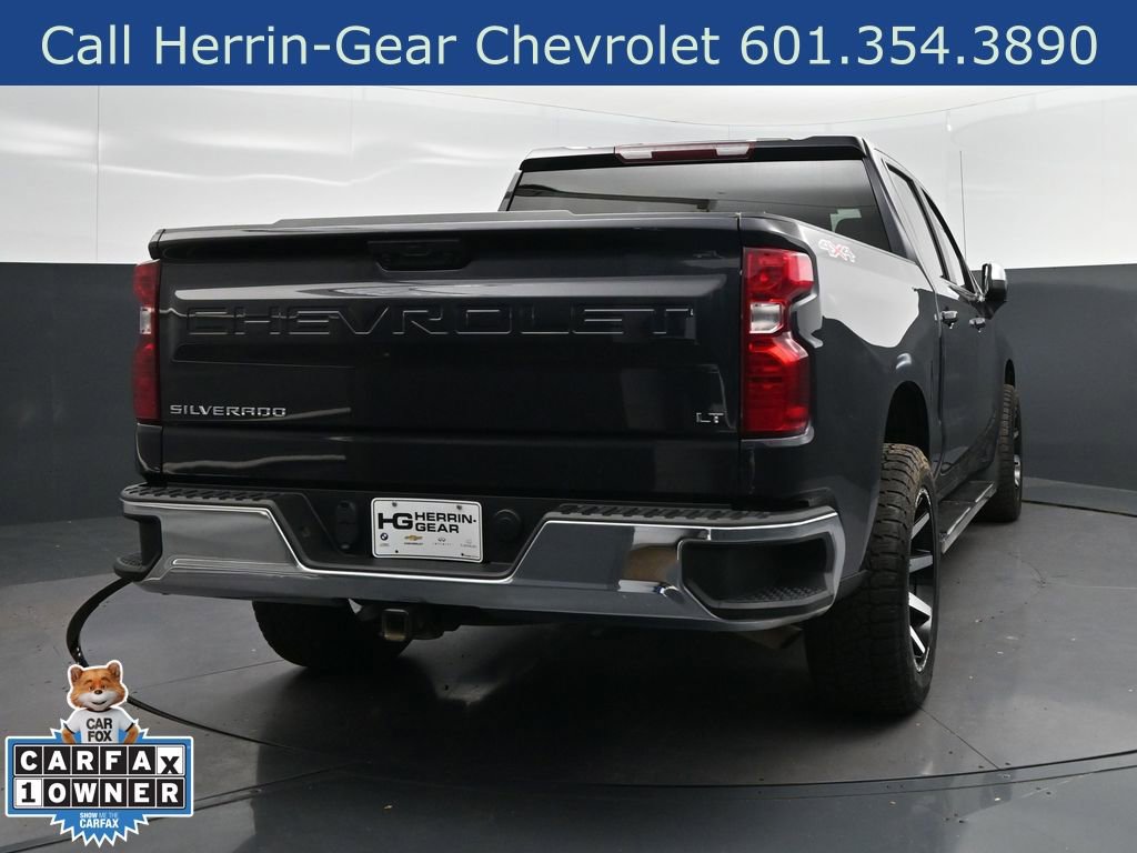 Used 2023 Chevrolet Silverado 1500 LT AWD/4WD image 7