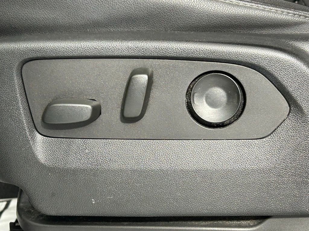 Used 2022 Chevrolet Tahoe LT w/ LT Signature Plus Package image 33