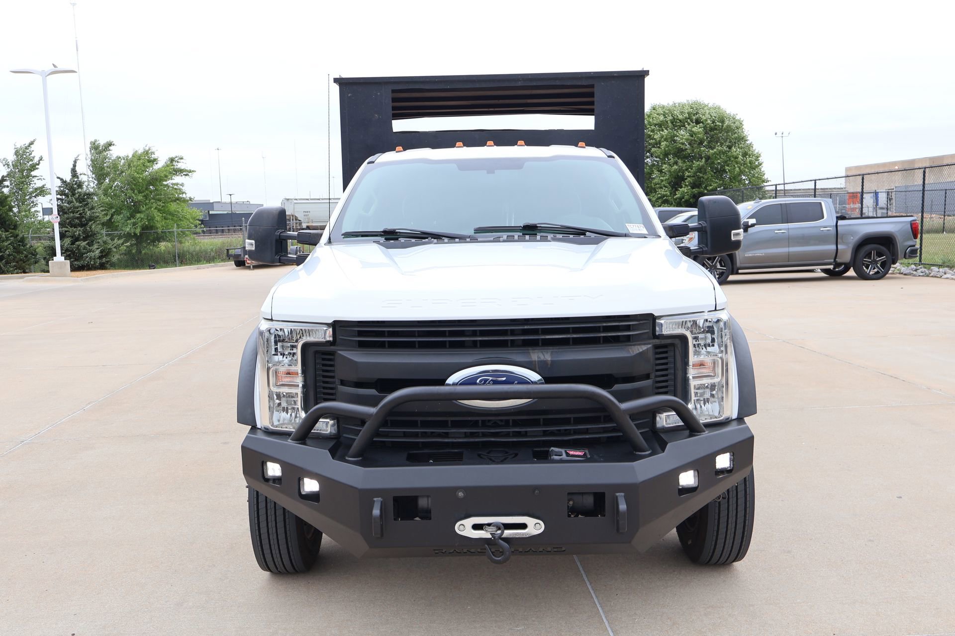 Used 2018 Ford F450 XL w/ Power Equipment Group AWD/4WD image 8