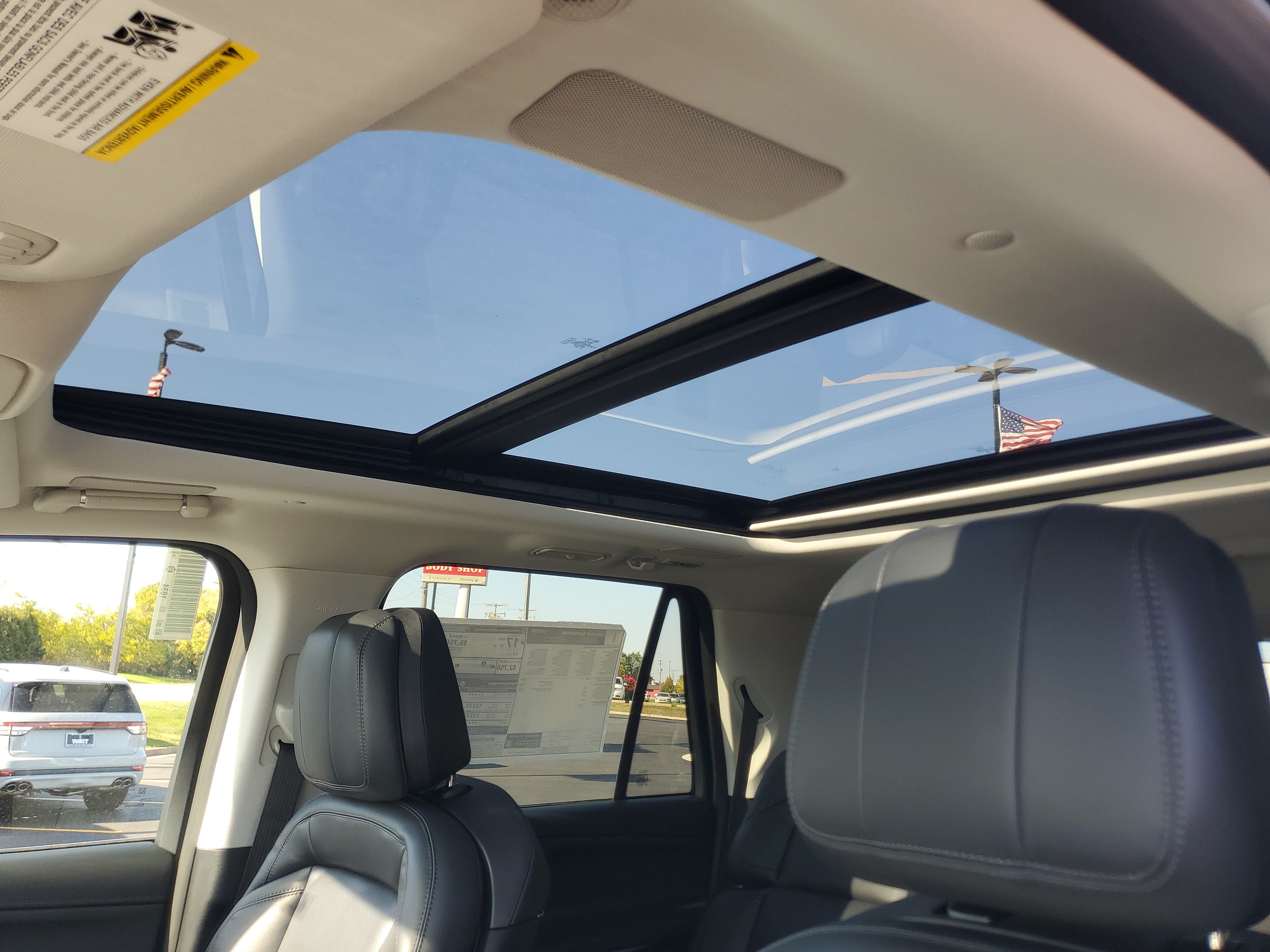 New 2027 Lincoln Navigator Reserve AWD/4WD image 11