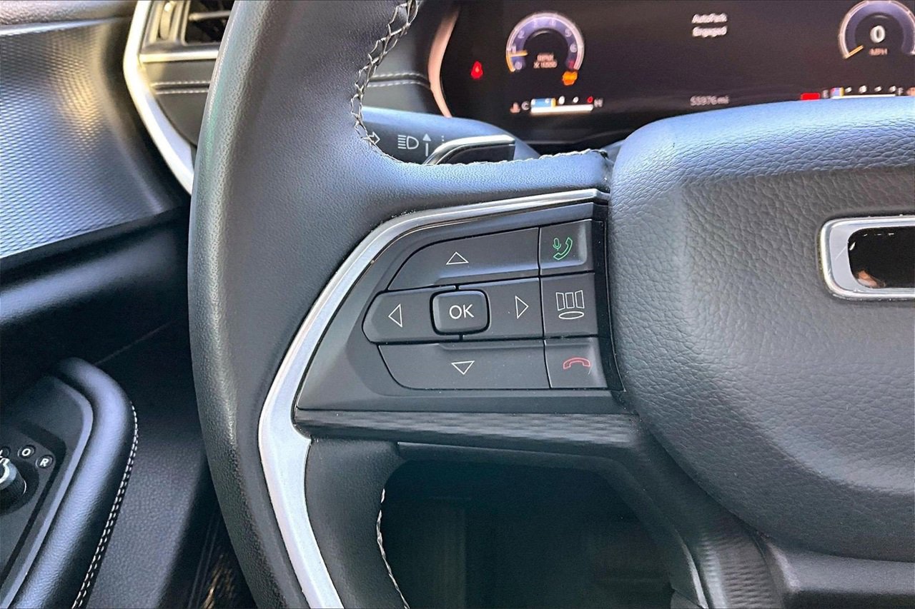 Used 2023 Jeep Grand Cherokee L Altitude image 26