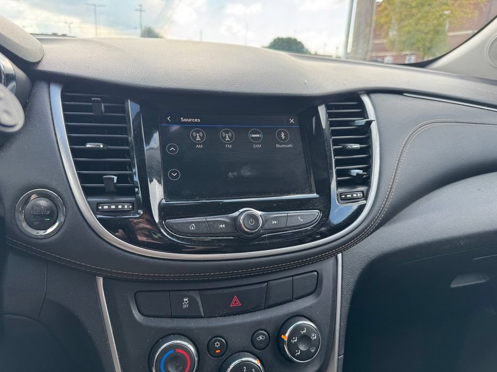 Certified 2018 Chevrolet Trax LT w/ LT Convenience Package FWD image 16