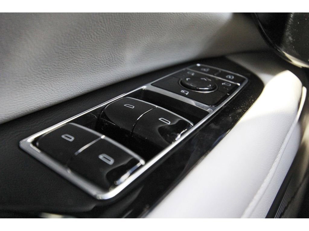 New 2026 Cadillac Optiq Sport 1 image 14