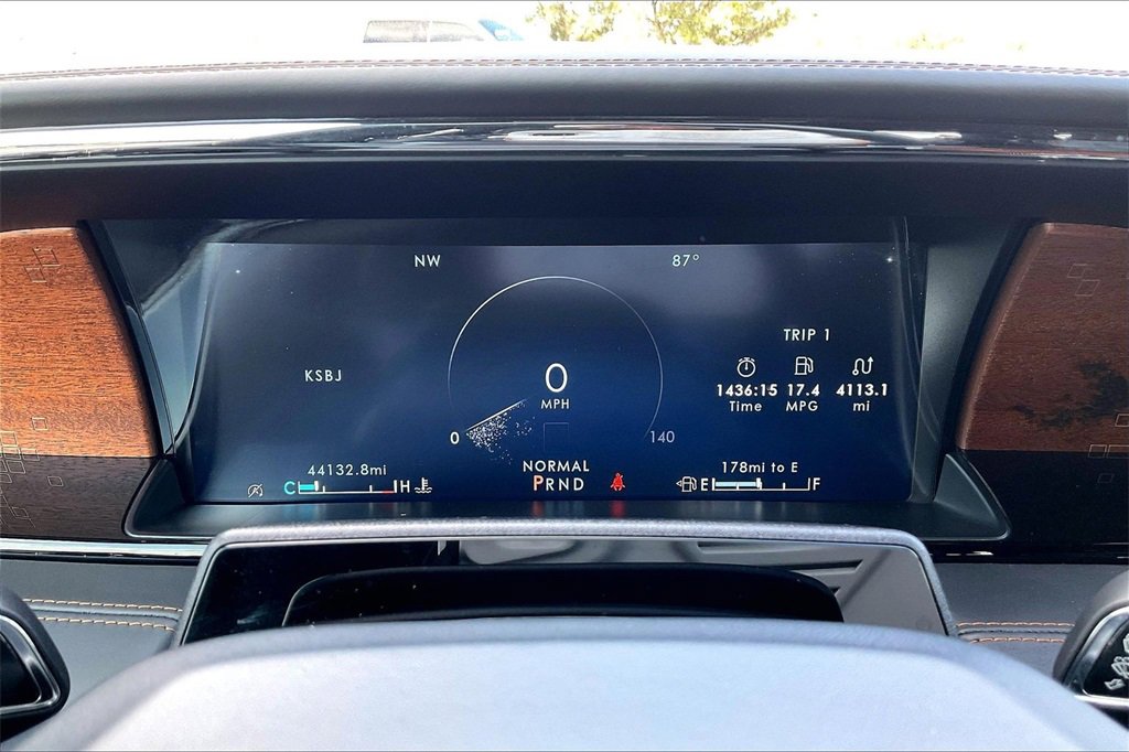 Used 2023 Lincoln Navigator Black Label image 12