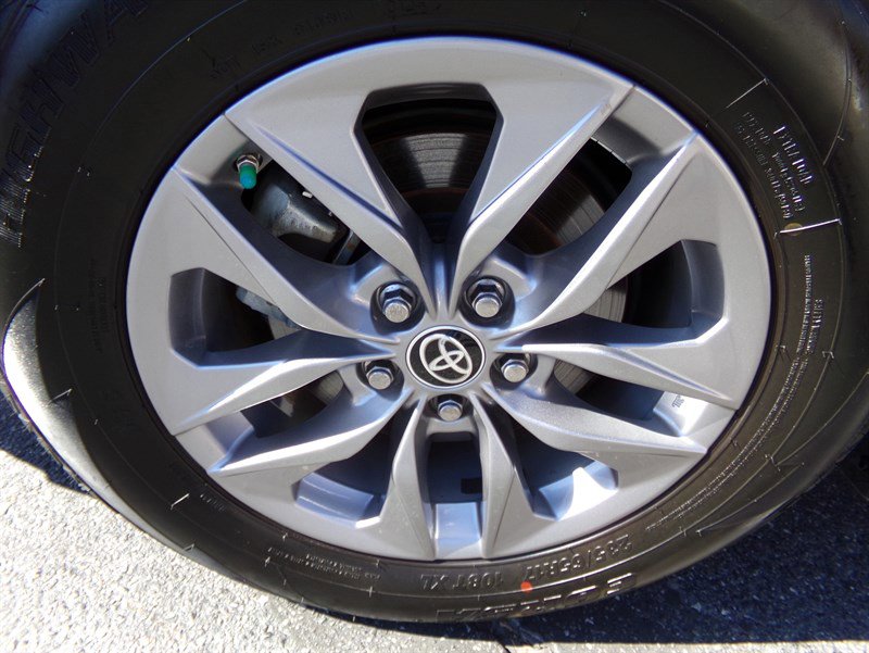 Used 2022 Toyota Sienna XLE image 29