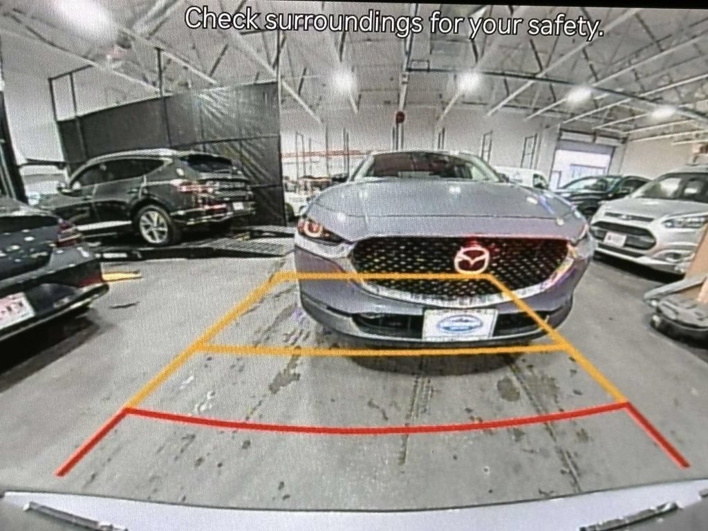 Used 2023 Genesis G70 2.0T AWD/4WD image 30