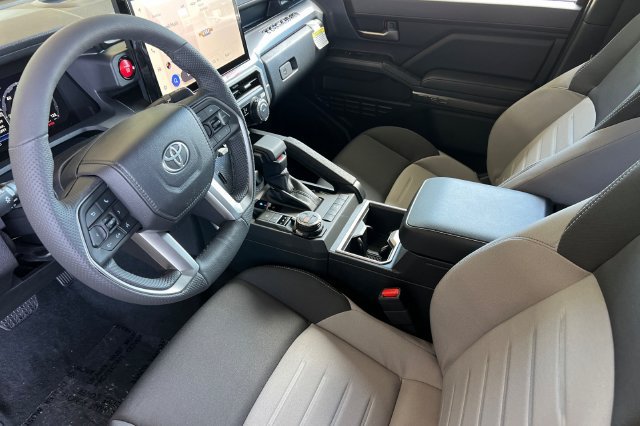 New 2026 Toyota Tacoma TRD Off-Road AWD/4WD image 10