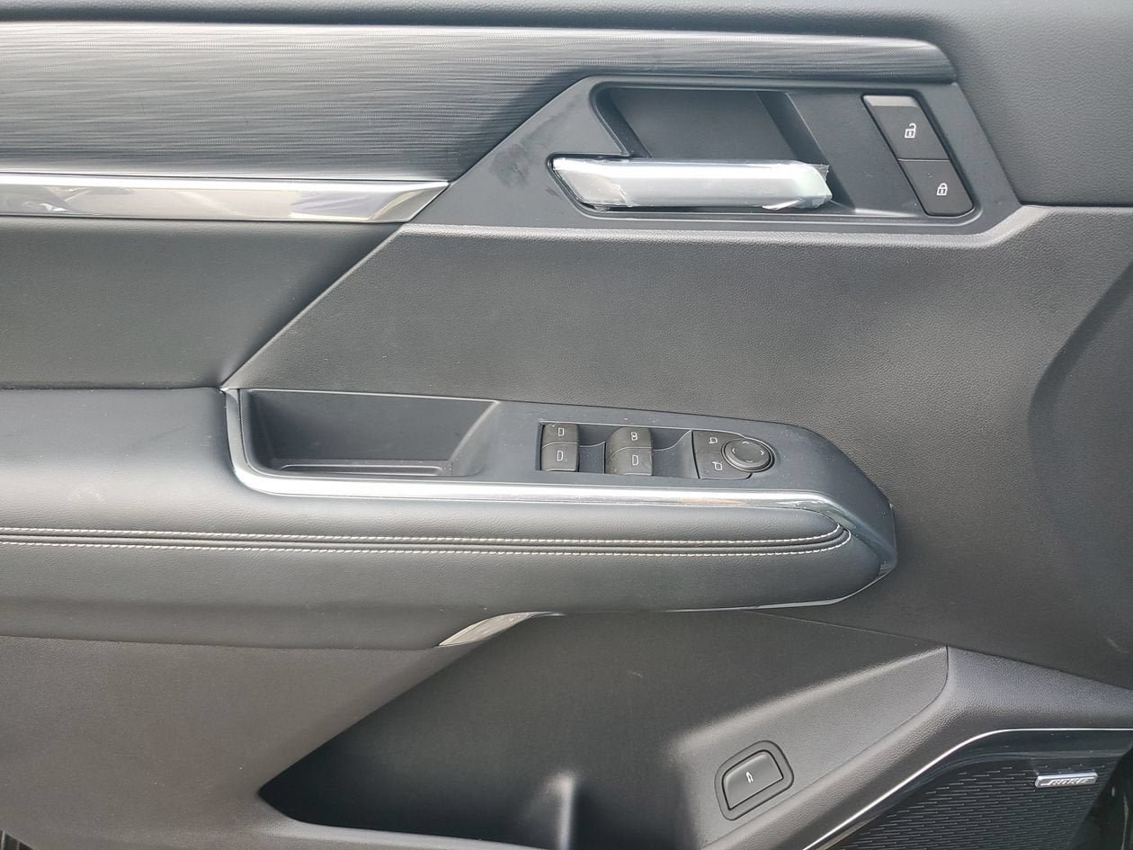 New 2026 GMC Acadia Elevation FWD image 17